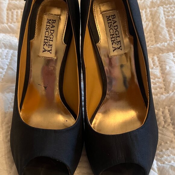 Badgley Mischka Bejeweled Peep toe pumps - Size 7 - Picture 10 of 12